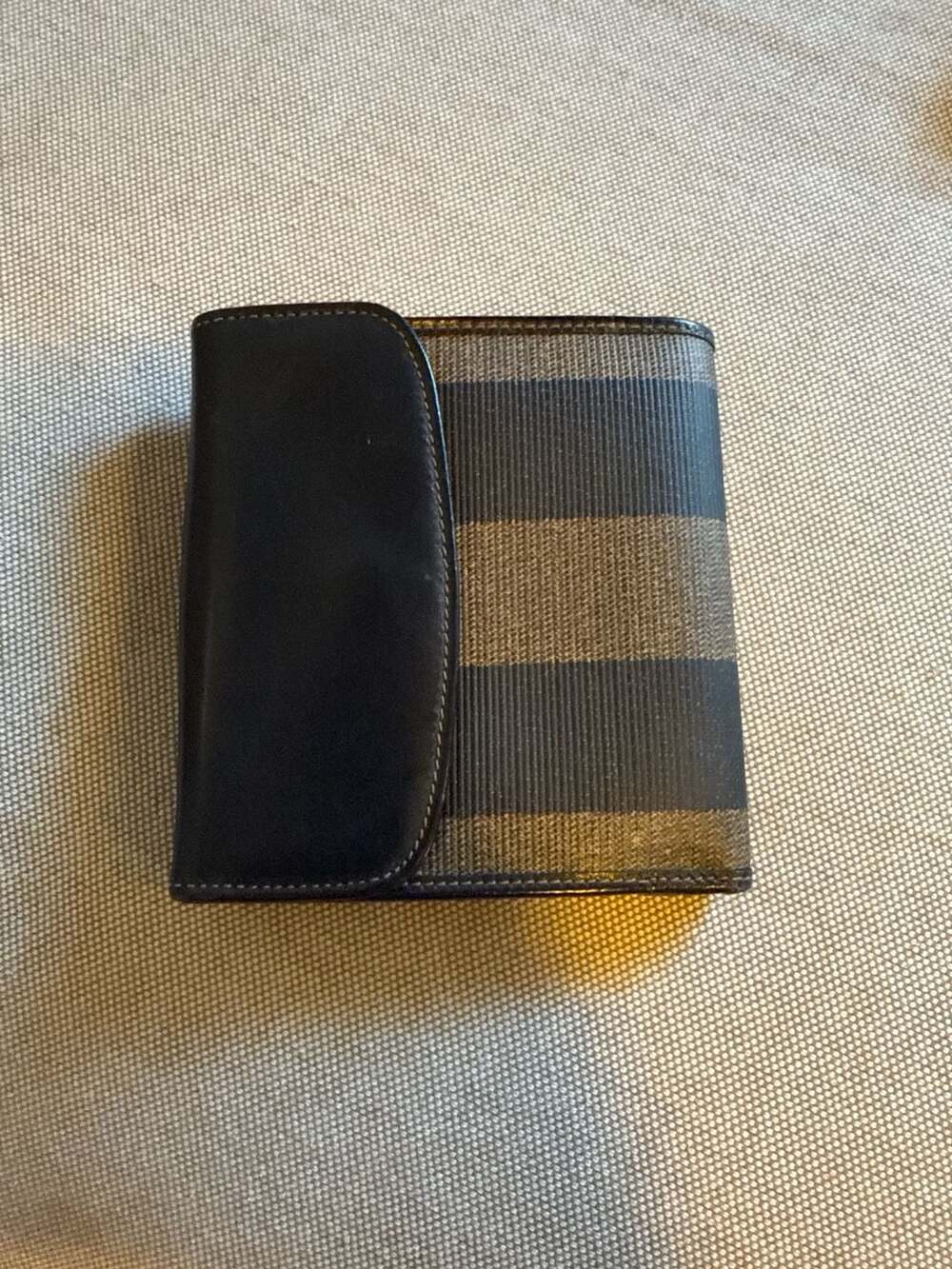 Fendi Vintage Pequin Striped Bi-Fold Wallet with Coin Pocket - Picture 2 of 10